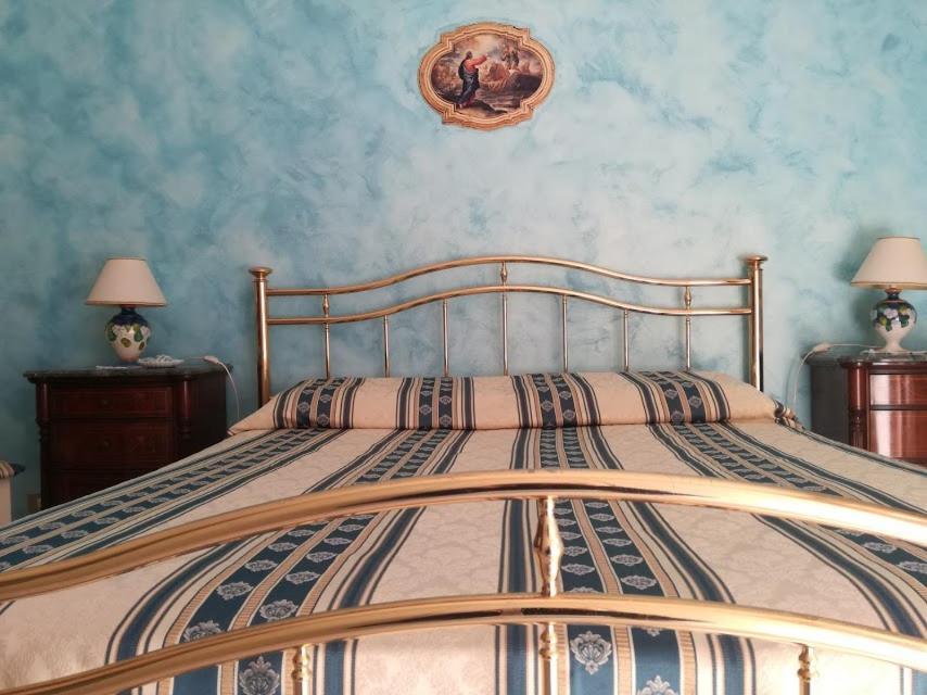Domus Gaia Bed & Breakfast อามาลฟี ภายนอก รูปภาพ